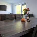 Jacobs Legacy - 4 Bedroom House, Free Parking, Near Center Hébergement de vacances *