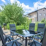 Hébergement de vacances Jacobs Legacy - 4 Bedroom House, Free Parking, Near Center
