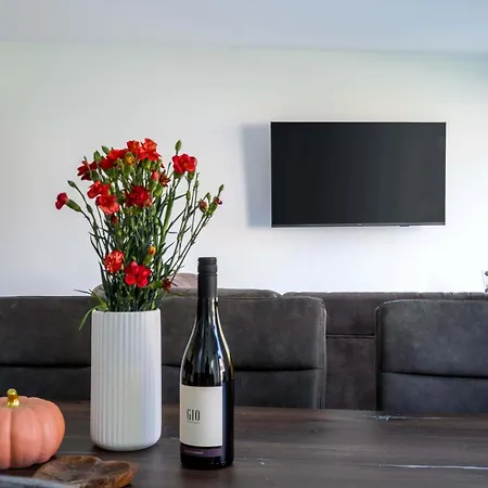 Jacobs Legacy - 4 Bedroom Private House Ljubljana * 卢布尔雅那