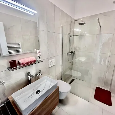 Jacobs Legacy - 4 Bedroom Private House Ljubljana *