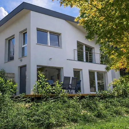 Jacobs Legacy - 4 Bedroom House, Free Parking, Near Center Ljubljana