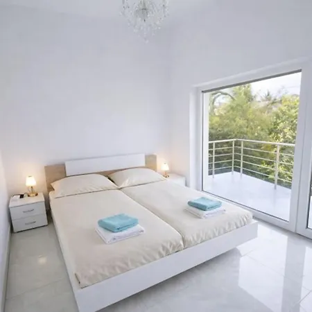 Jacobs Legacy - 4 Bedroom House, Free Parking, Near Center Casa vacanze *